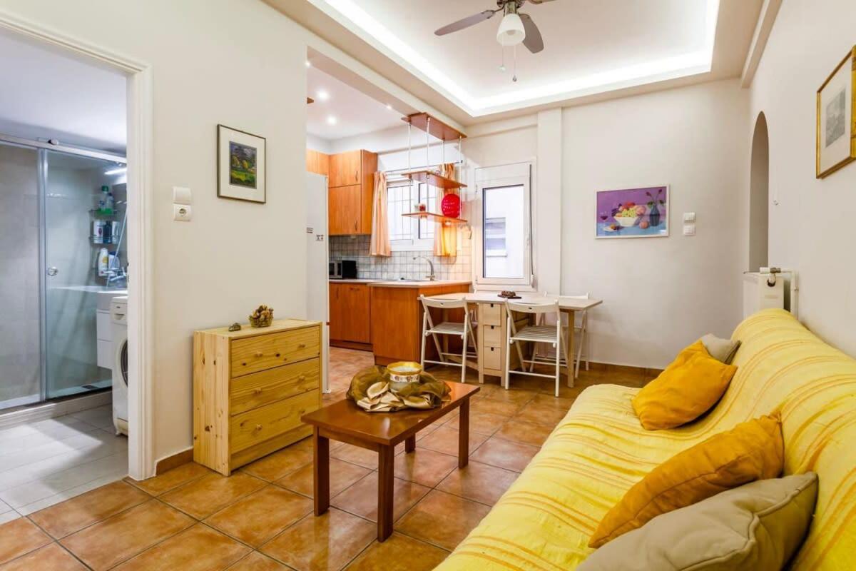 Apartment Perfect Spot - Zografou Cozy Athens